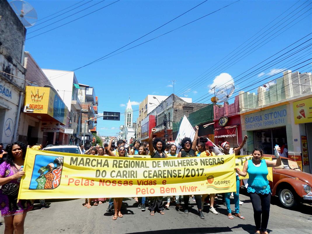 Mulheres negras em marcha