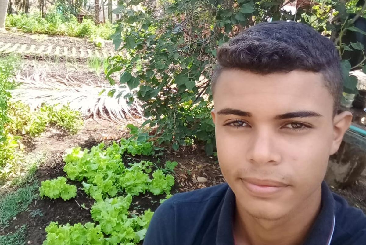Juventude de projeto Quintais Produtivos participa de intercâmbio